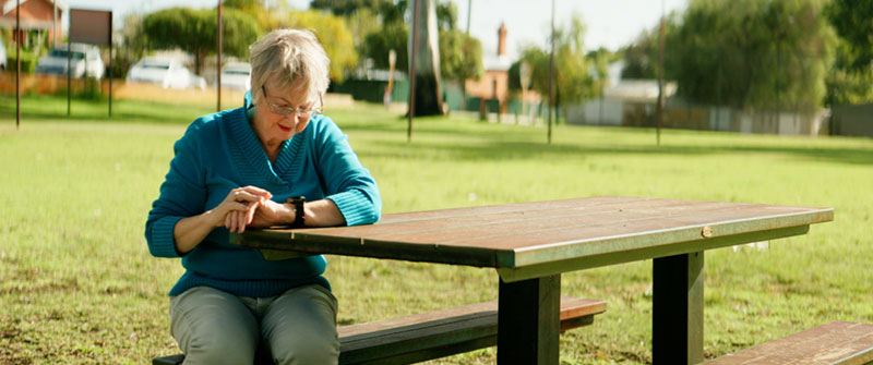 lady-at-park